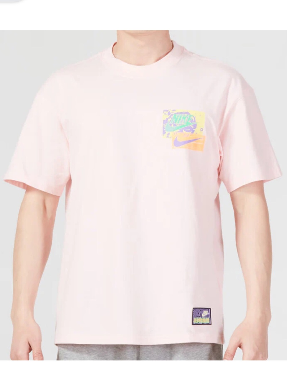 Nike Men’s Light Pink Graphic Short Sleeve Tee